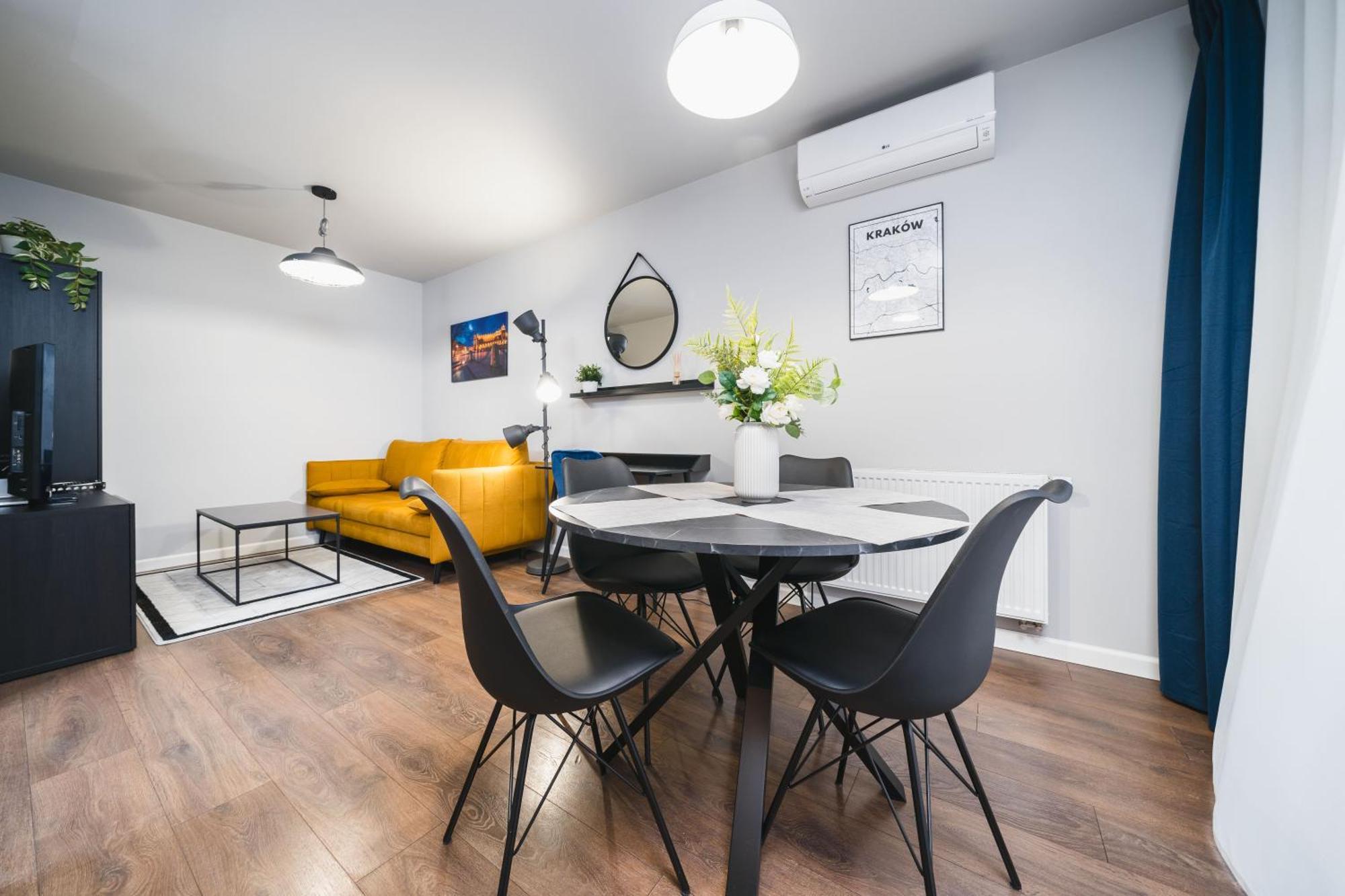 Apartament Z Tarasem Oraz Podziemnym Parkingiem Cracóvia Exterior foto